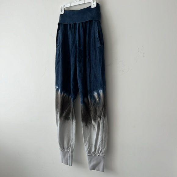 Young Fabulous & Broke joggers - Picture 5 of 9